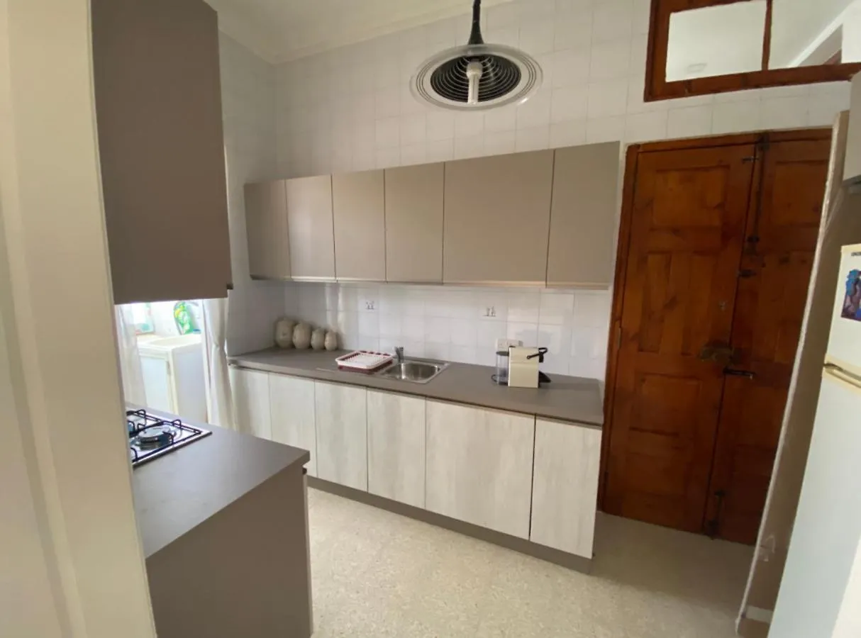 Superb 3 Bedroom Apartment In La Valette